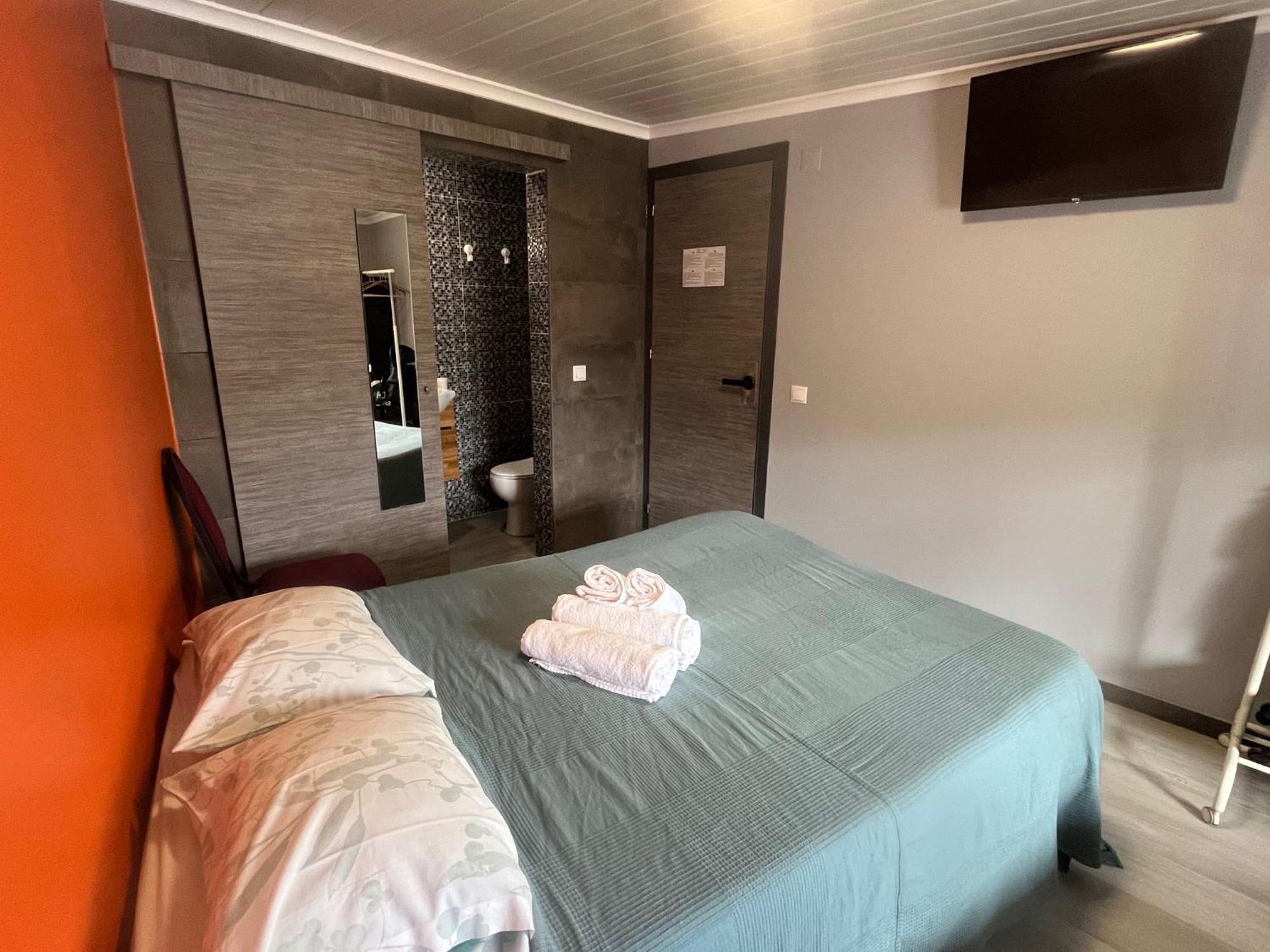 דירות Sun House - Near Sintra - Kitchen - Pool מראה חיצוני תמונה