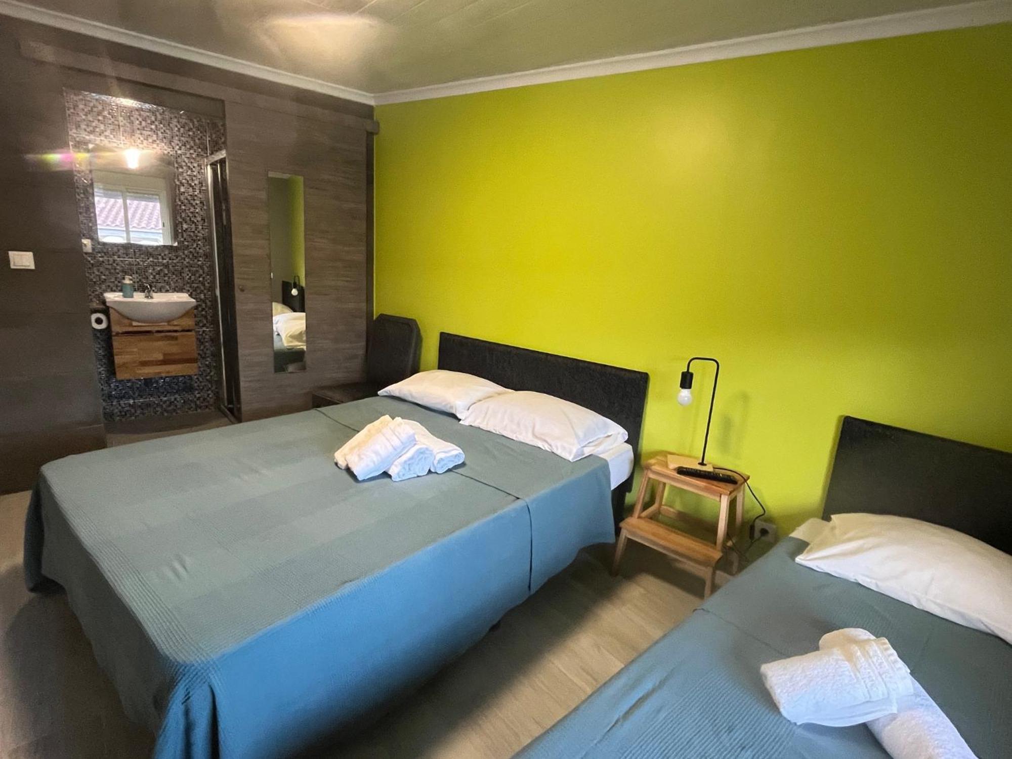 דירות Sun House - Near Sintra - Kitchen - Pool מראה חיצוני תמונה