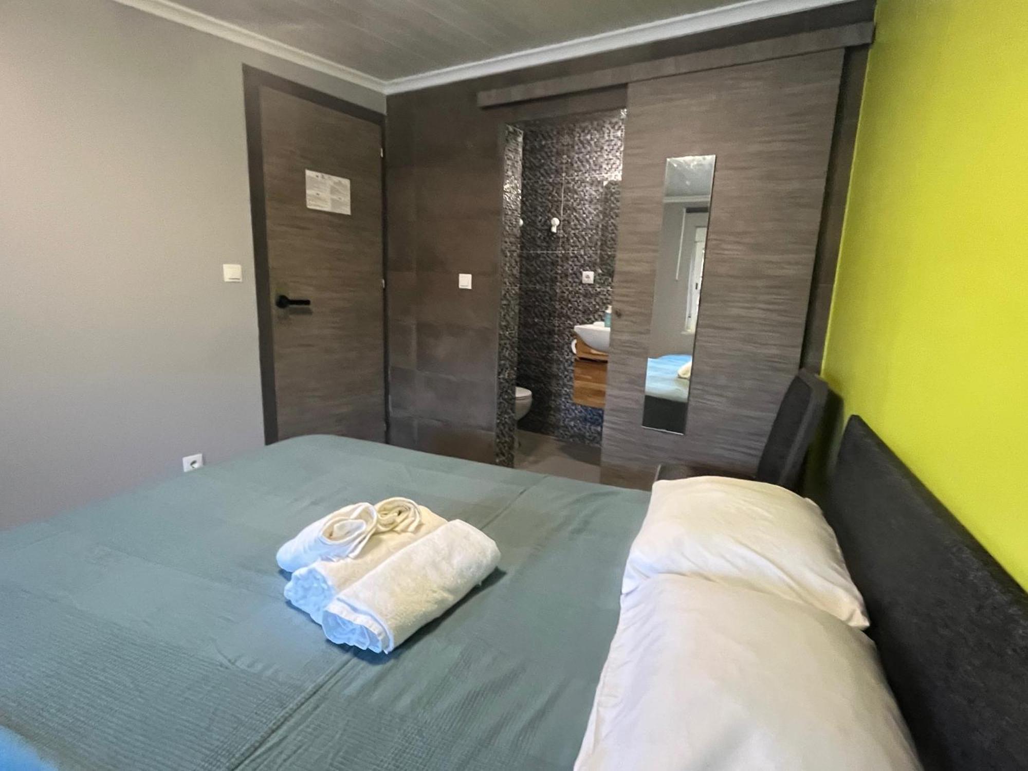 דירות Sun House - Near Sintra - Kitchen - Pool מראה חיצוני תמונה